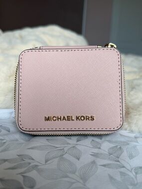 Michael Kors Pink Jewelry Case Travel Organizer Zip Saffiano Leather